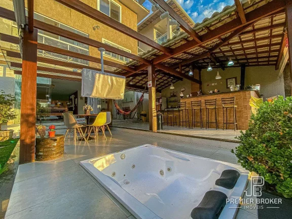 Imagem Casa à venda, 307 m² por R$ 1.800.000,00 - Tijuca - Teresópolis/RJ