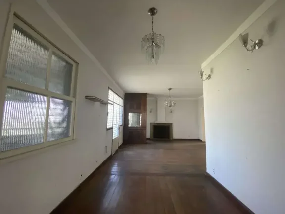 Imagem Casa Antiga com Alma e Charme no Coração de Barbacena!