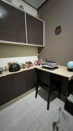 Imagem Esta espetacular residência oferece todo o conforto e comodidade que você procura. Com quatro quar...