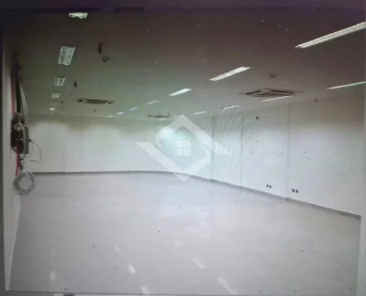 Imagem Loja Comercial 532m² na Rua da Carioca | Centro do Rio | Frente de Rua