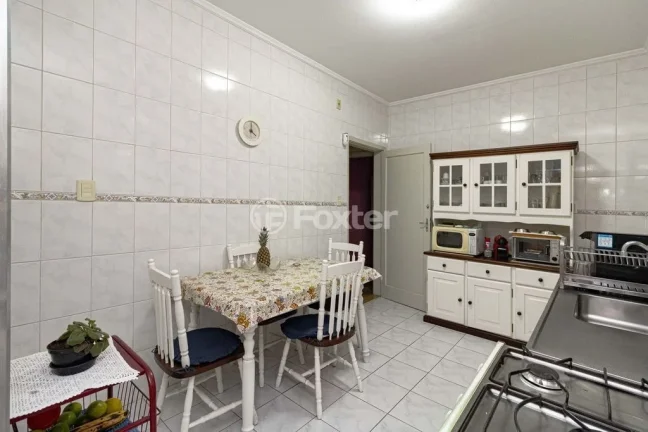 Imagem Casa Campo Belo - 250M², 3 Dorms, 1 Suíte, 1 Vaga, Dependência Completa de Serviço, Jardim.