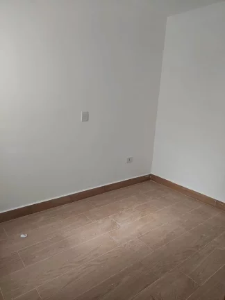 Imagem Sobrado Vila Granada - Imóvel novo - 120 m² - 3 Suítes - 1 Sacada - Lavabo - Quintal com churrasqueira - 2 Vagas - Aceita Financiamento