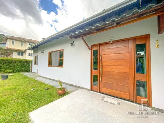 Imagem Casa à venda, 118 m² por R$ 890.000,00 - Albuquerque - Teresópolis/RJ