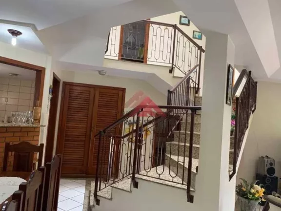 Imagem Casa à venda, 360 m² por R$ 1.300.000,00 - Itacoatiara - Niterói/RJ