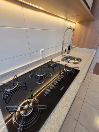 Imagem Lindo Apartamento de 2 quartos em Novo Hamburgo com móveis Planejado e sacada com churrasqueira.