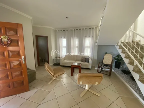 Imagem Confira esta excelente oportunidade de adquirir uma casa em Valinhos, no renomado condomínio Vivend...