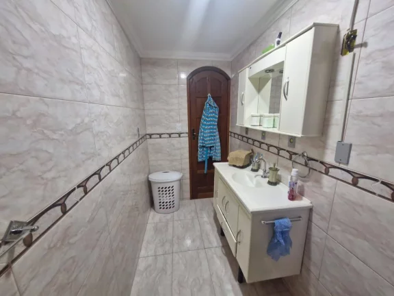 Imagem Vendo 5 casas com preço de uma em Varginha. Nova Friburgo.
