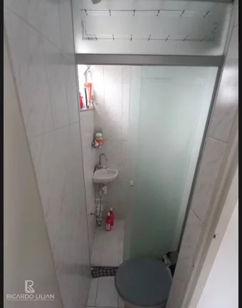 Imagem Apartamento com dois dormitorios sendo uma suite, uma vaga de garagem . AS VENDA!!!