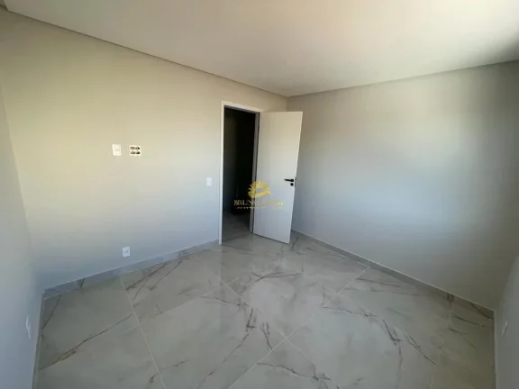 Imagem Excelente oportunidade de adquirir uma belíssima casa geminada no bairro Santa Mônica, em Guarapar...