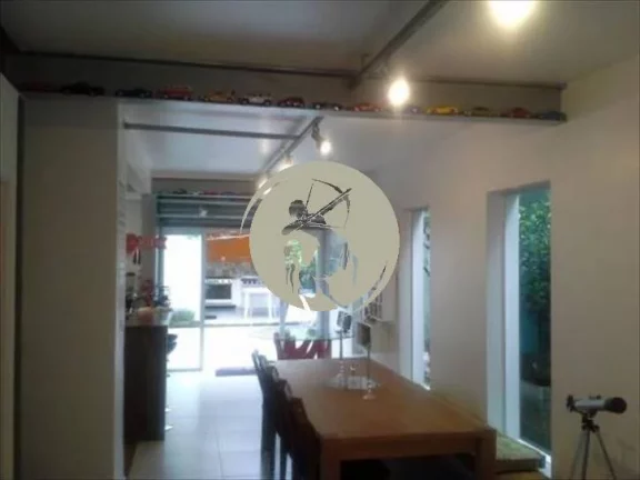 Imagem SOBRADO MARAVILHOSO!!! TOTALMENTE REFORMADO E MODERNIZADO, REPLETO DE ARMARIOS, SUITE COM HIDROMASSA...