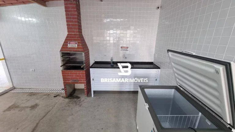 Imagem PITANGUEIRAS- UMA QUADRA DA PRAIA COM VISTINHA LATERAL , CONDOMÍNIO BAIXO , GARAGEM.