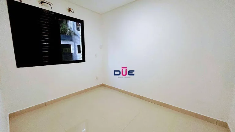 Imagem Apartamento com 3 dormitórios à venda, 130 m² por R$ 1.000.000,00 - Pompéia - Santos/SP