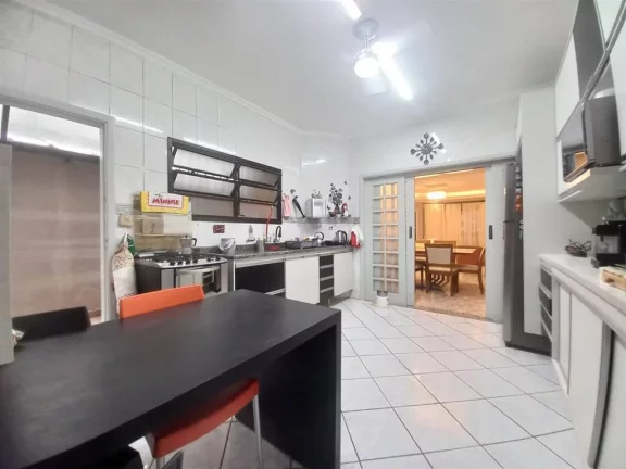 Imagem CASA COM 155.43 m² - GUILHERMINA - PRAIA GRANDE SP