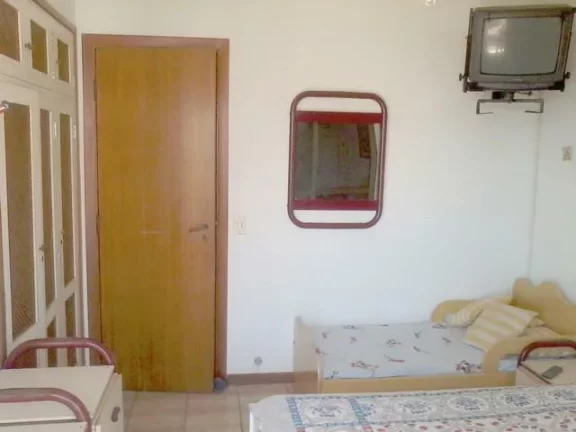 Imagem Astúrias - Prédio frente ao mar - Lazer total - Garagem - Amplo terraço - Linda vista ao mar - Preço imperdível !