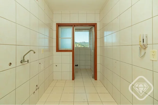 Imagem Apartamento pronto para morar na Avenida Cavalhada
Dois dormitórios, sacada com churrasqueira e vag...