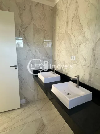 Imagem Imperdível: Casa à venda em Campo Grande-MS, Monte Castelo - 3 quartos, 1 suíte, 3 salas, 3 banheiros, 4 vagas, 230m².