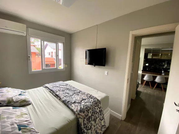 Imagem Lindo Apartamento Totalmente Mobiliado em localização excelente de Novo Hamburgo