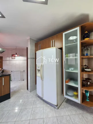 Imagem Casa de Condomínio com 7 Quartos à venda em Sorocaba