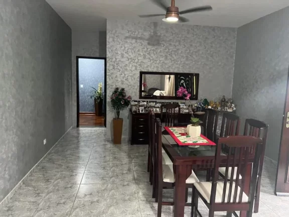 Imagem Sobrado com 3 dormitórios à venda, 840 m² por R$ 1.680.000,00 - Vila Romanópolis - Ferraz de Vasconcelos/SP