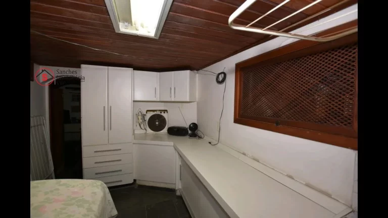 Imagem CASA - 300m, 3 dormitórios, 6 vagas - Belenzinho - SP