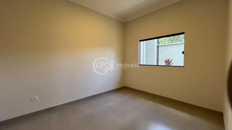 Imagem Imperdível Casa à Venda em Campo Grande-MS, Jardim Colibri II! 2 Quartos, 1 Suíte, 3 Salas, 2 Banheiros, 2 Vagas de Garagem - 171,00 m². Venha conferir!