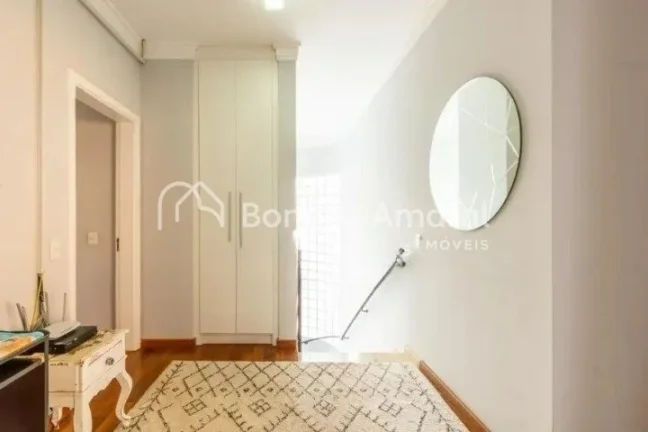 Imagem Maravilhosa casa com 360m² posicionada em um terreno com 370m². Completa e perfeita para acomodar ...