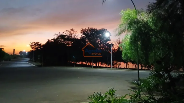 Imagem Condomínio Reserva do Lago - Terreno à venda no bairro Jardim Esplanada - Mogi Guaçu/SP