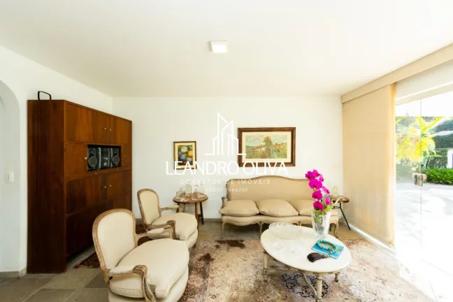 Imagem Casa tipo para venda em Vila Tramontano com 4 quartos, sendo 2 suítes, 375m²