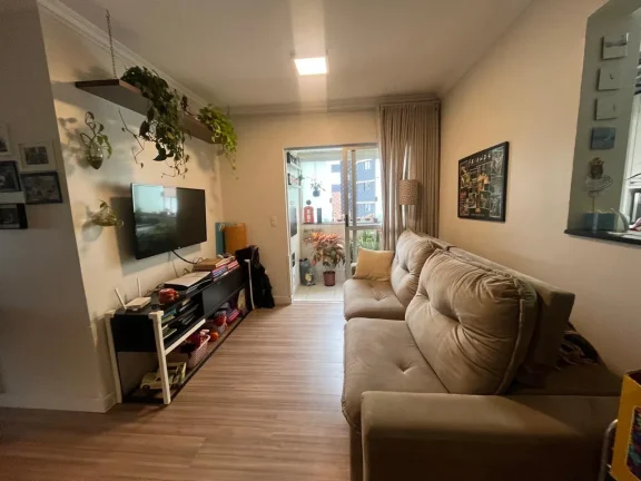 Imagem Apartamento com 3 Quartos à Venda, 74 m² em Cabral - Curitiba