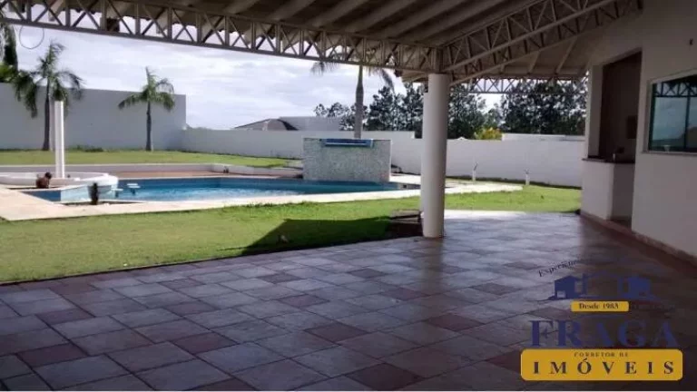 Imagem CASA COND. FECHADO C/ 530M² | 4 SUÍTES | 6 VAGAS