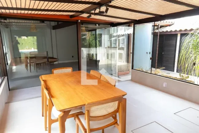 Imagem Casa à Venda - Vargem Grande, 3 Quartos, 360 m2