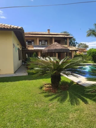 Imagem Linda casa de campo dentro de condomínio