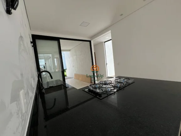 Imagem Casa com 3 dormitórios à venda, 126 m² por R$ 690.000,00 - Lundceia - Lagoa Santa/MG