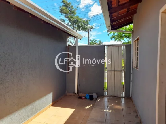 Imagem Linda Casa em Condomínio Fechado.!!