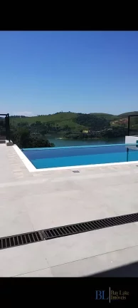 Imagem Casa Em Condomínio a Venda Com 325M² Em Igaratá!!!Estuda Permuta em SP!!