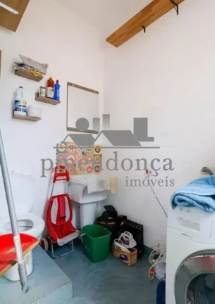 Imagem Apartamento reformado em Pinheiros, com 95m² com 2 quartos.