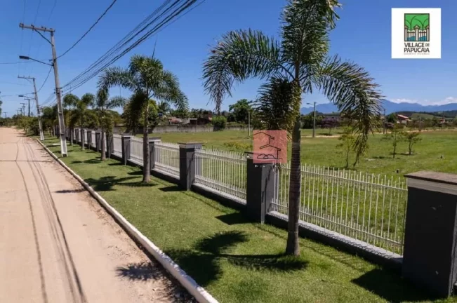 Imagem Terreno para Venda em Papucaia (Cachoeiras de Macacu)/RJ - 0 Dorm. 0 m2 Área Útil