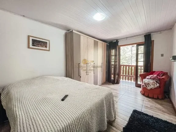 Imagem Casa em Condomínio para Venda em Teresópolis / RJ no bairro Colônia Alpina