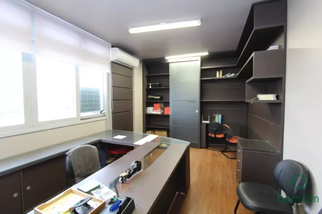 Imagem Alugo conjunto mobiliado, no Bairro Centro Histórico, Porto Alegre/RS - AP2675