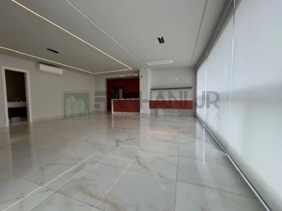 Imagem Apartamento de Luxo na Vila Nova Conceição: 2 quartos, 2 suítes, 3 salas, 3 banheiros, 2 vagas, 134m² - São Paulo-SP.