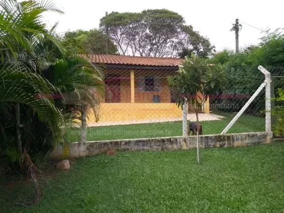 Imagem Sabe aquele lugar gostoso, onde você escuta o barulho dos pássaros e balançar das árvores? Aquel...
