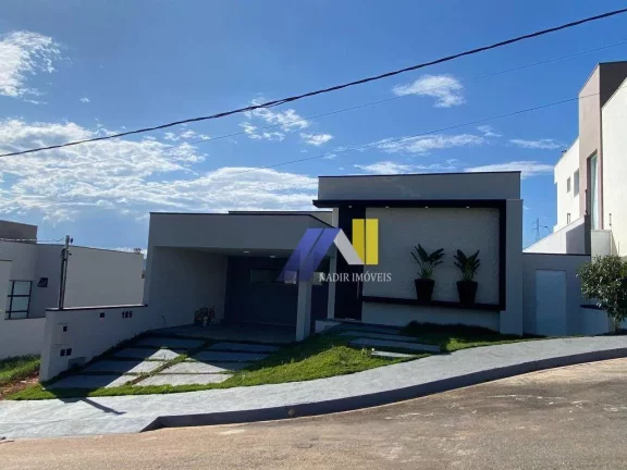 Casa com 3 Quartos à Venda, 150 m² em Setvillage Las Palmas - Pouso Alegre