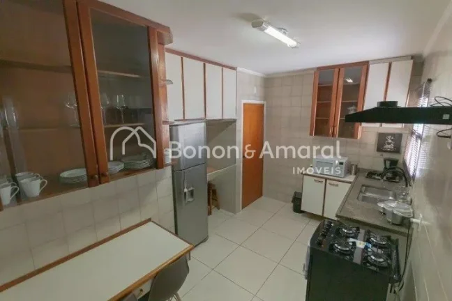 Imagem Aconchegante imóvel à venda com 3 quartos, incluindo uma suíte, e 3 banheiros. Este imóvel é id...