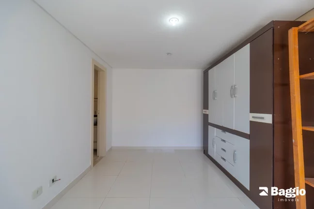 Imagem Casa térrea em condomínio em Santa Felicidade 2 suites