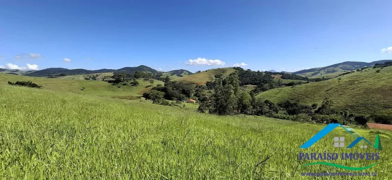 Imagem Oportunidade Única: Terreno Espetacular no Caminho da Fé, Paraisópolis!