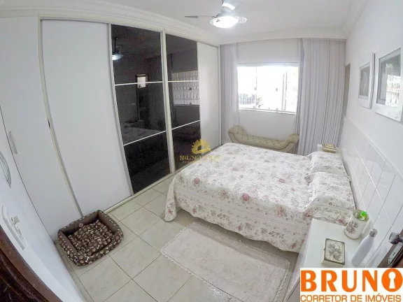 Imagem Excelente oportunidade de adquirir uma casa no bairro Itapebussu, em Guarapari! Localizada em uma á...