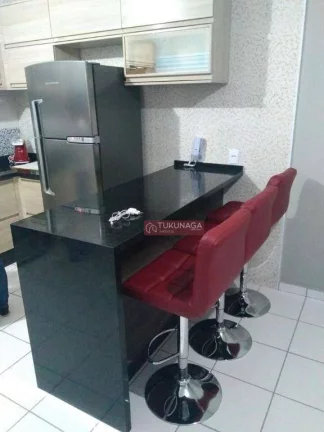 Imagem Linda cobertura em Guarulhos, com 2 dormitórios, sala com sacada, 2 banheiros, cozinha espaçosa com planejado e balcão americano de granito e uma área