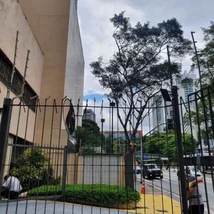 Imagem Apartamento com 2 dormitórios na 9 de julho ao lado da FGV