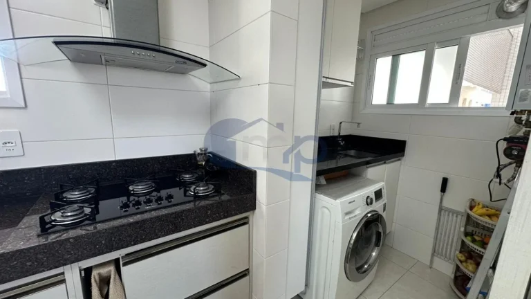 Imagem Apartamento á venda com 3 dormitórios no centro de Torres/RS