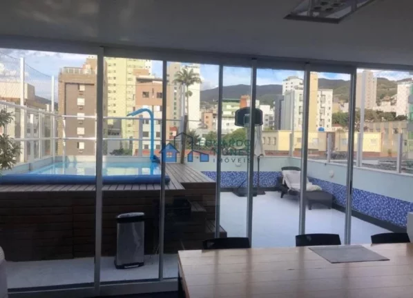 Foto do imóvel: COBERTURA COM 04 QUARTOS E 02 SUÍTES NO CARMO